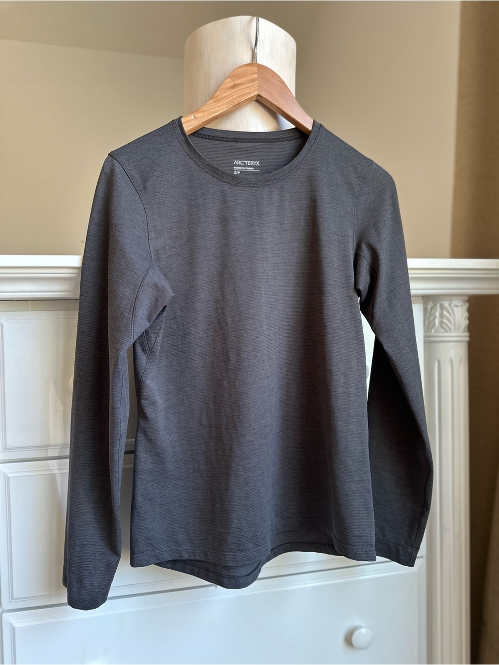 ARC’TERYX TAEMA CREW LS — WOMEN’S SMALL